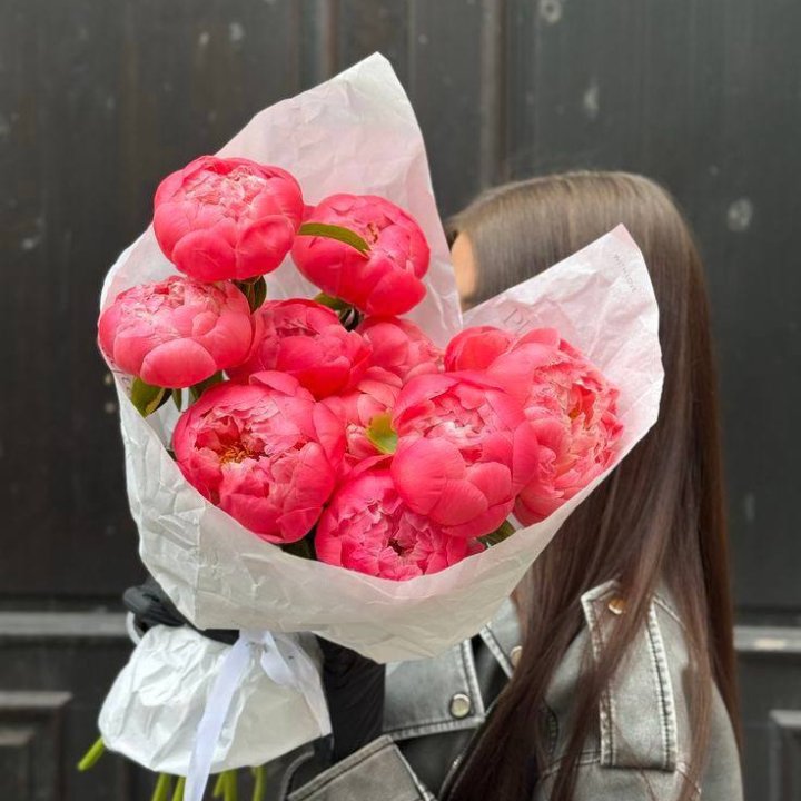 9 коралловых пионов в Сочи